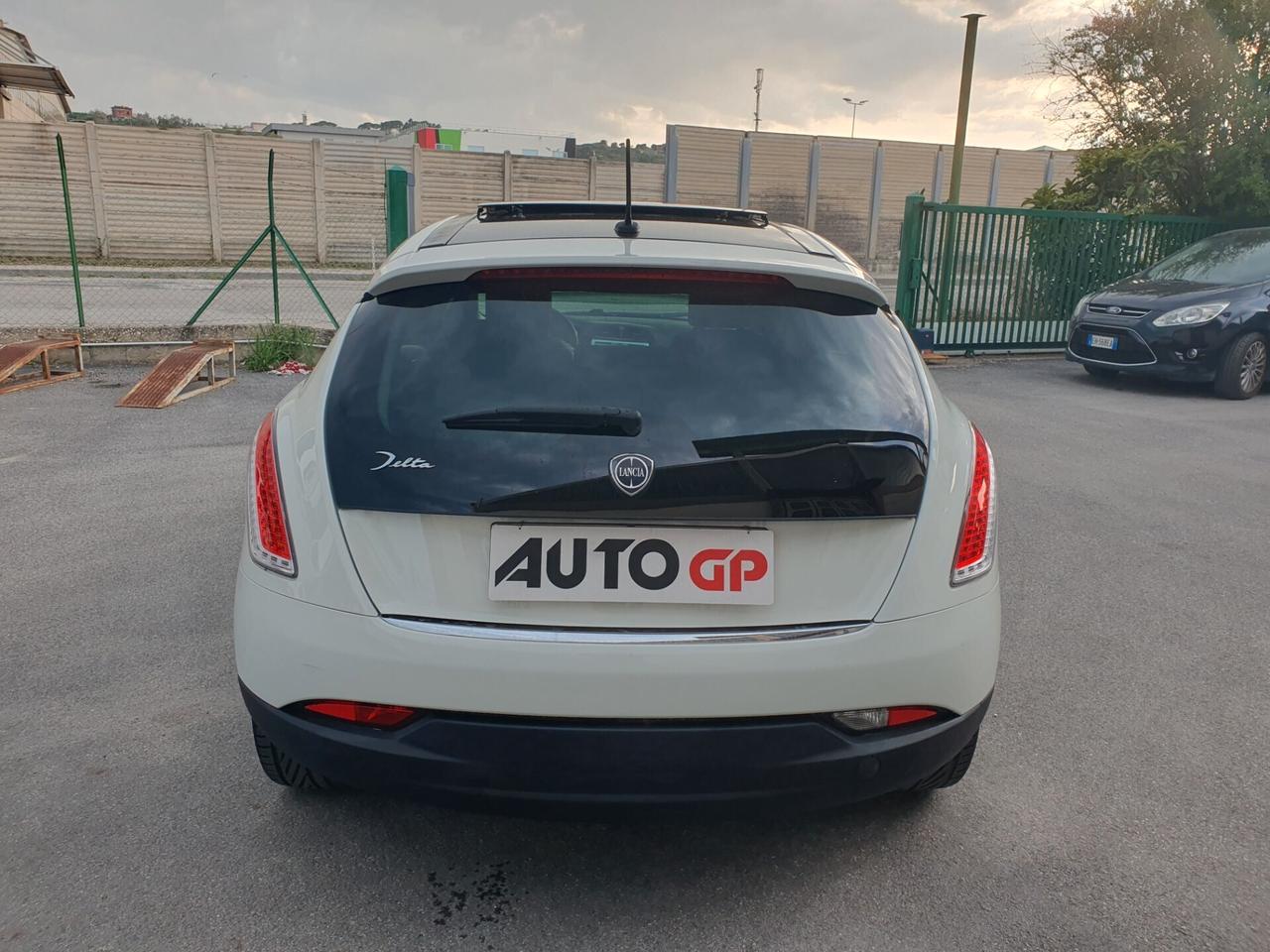 Lancia Delta 1.4 T-Jet 120 CV benz GPL 2013
