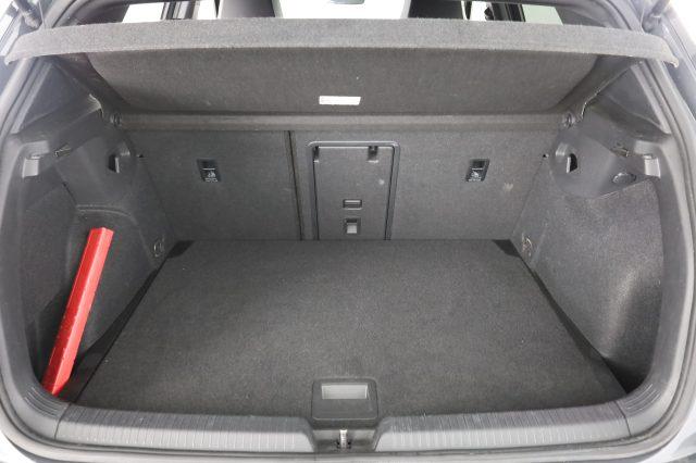 VOLKSWAGEN Golf Golf 1.5 eTSI 150 CV EVO ACT DSG R-Line