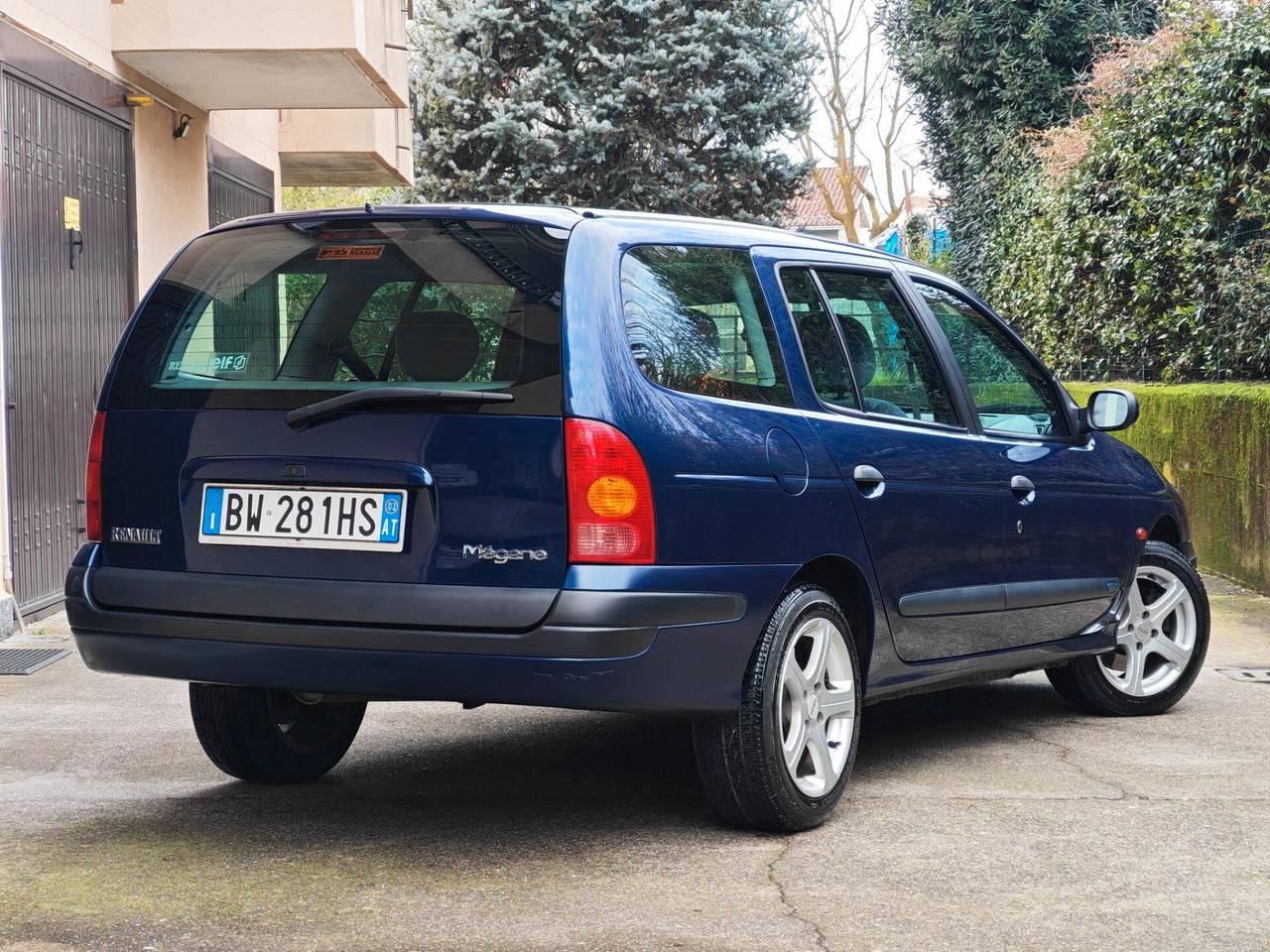 Renault Mégane SW 1.6 BENZINA 107cv / 89.000km / Unipro