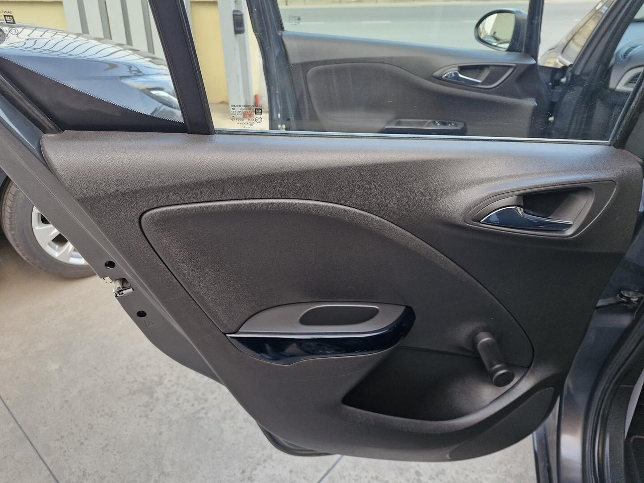 OPEL CORSA 1.2 BENZINA 69CV 46000KM PARI AL NUOVO