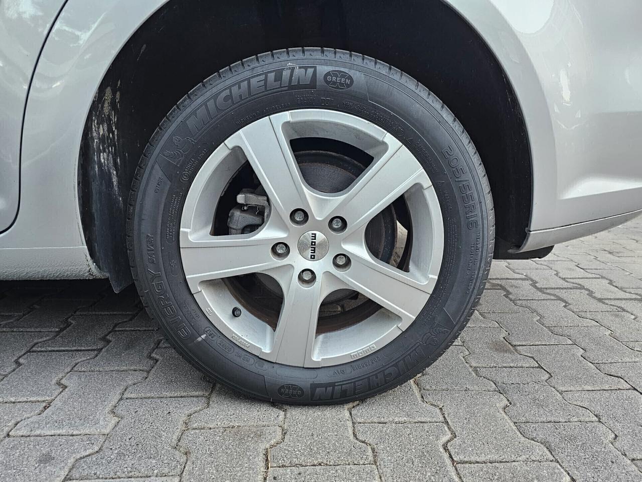 Volkswagen Touran 1.4 TSI Comfortline EcoFuel