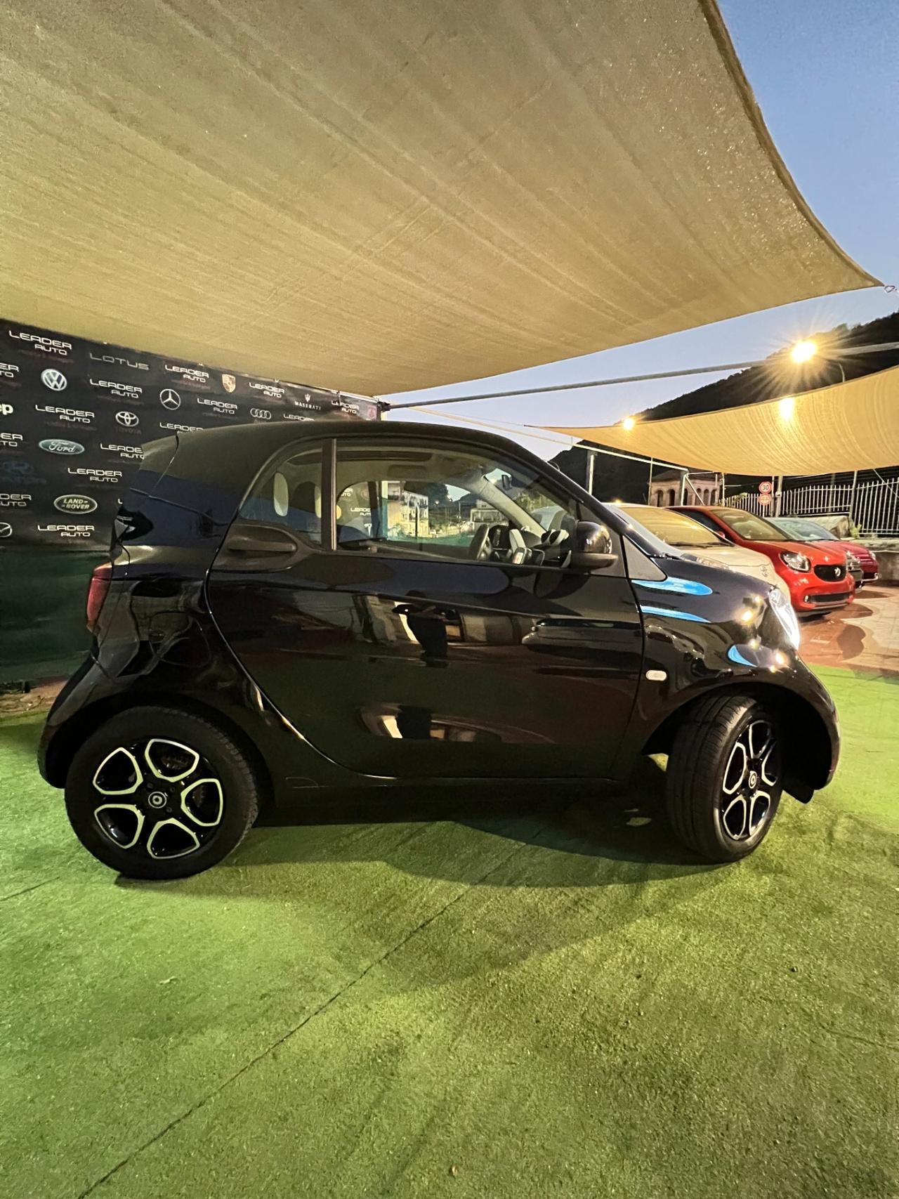 Smart ForTwo 1.0 71 cv Navi.Bracciolo-Cambio Automatico