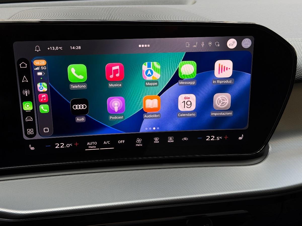 New Audi Q3 Sportback 35TDI S-line Identity Black 150CV