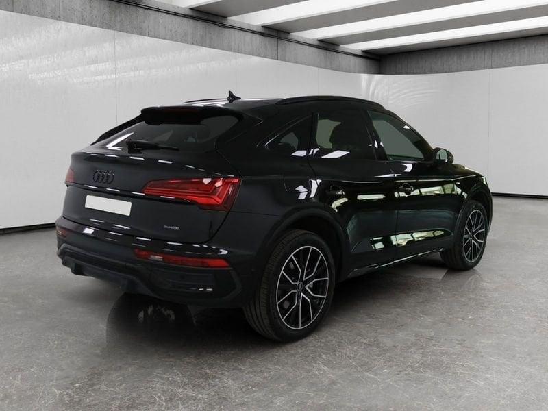 Audi Q5 Sportback 40 2.0 tdi mhev 12V Identity Black quattro s-tronic
