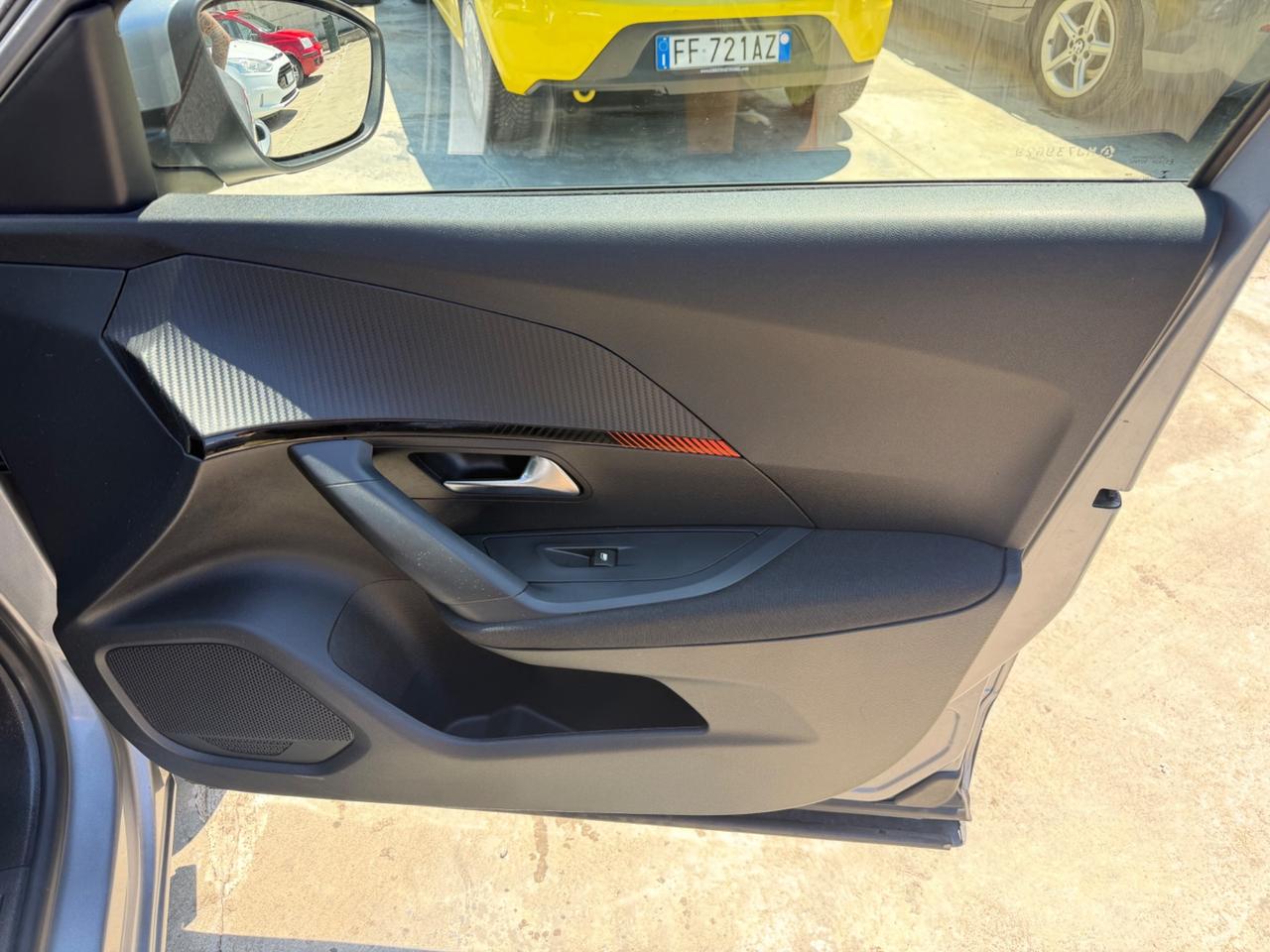 Peugeot 2008 BlueHDi 110 S&S Allure Pack