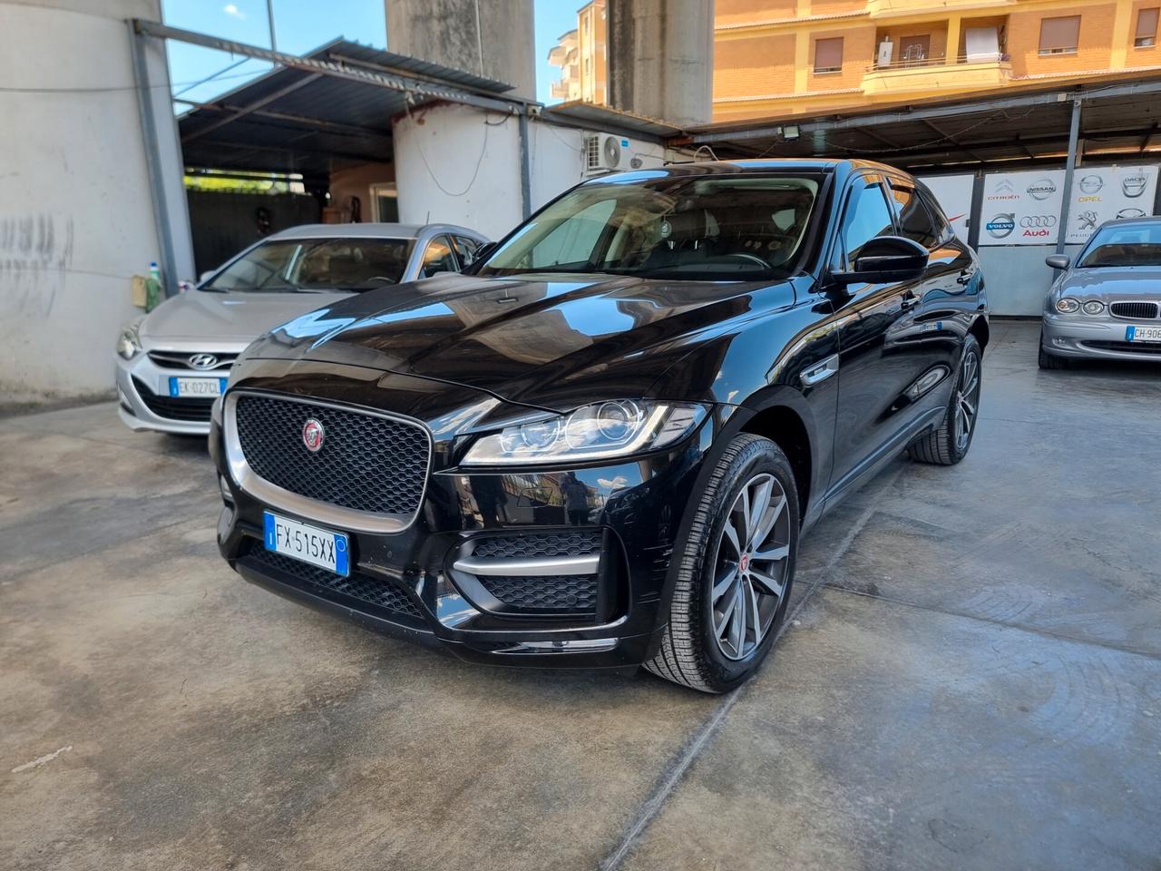 Jaguar F-Pace 2.0 D 180 CV AWD aut. R-Sport