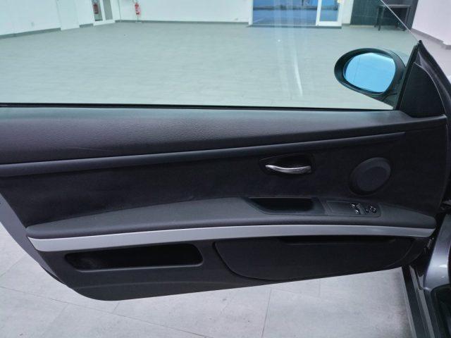 BMW 320 i cat Coupé Futura