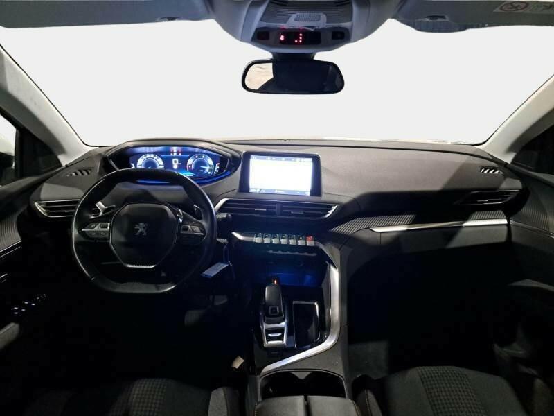 PEUGEOT 3008 BLUEHDI 130 EAT8 SES BUSINESS 5 PORTE SUV