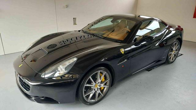 FERRARI California 13000km pari al nuovo IVA esposta