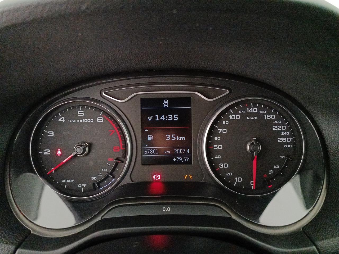 AUDI Q2 1.0 tfsi Business