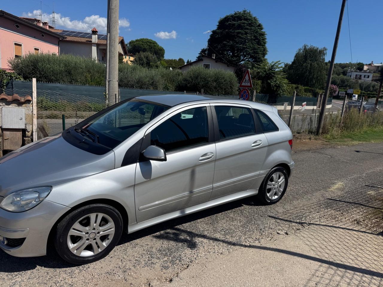 Mercedes-benz B 180 CDI Premium NEOPATENTATI