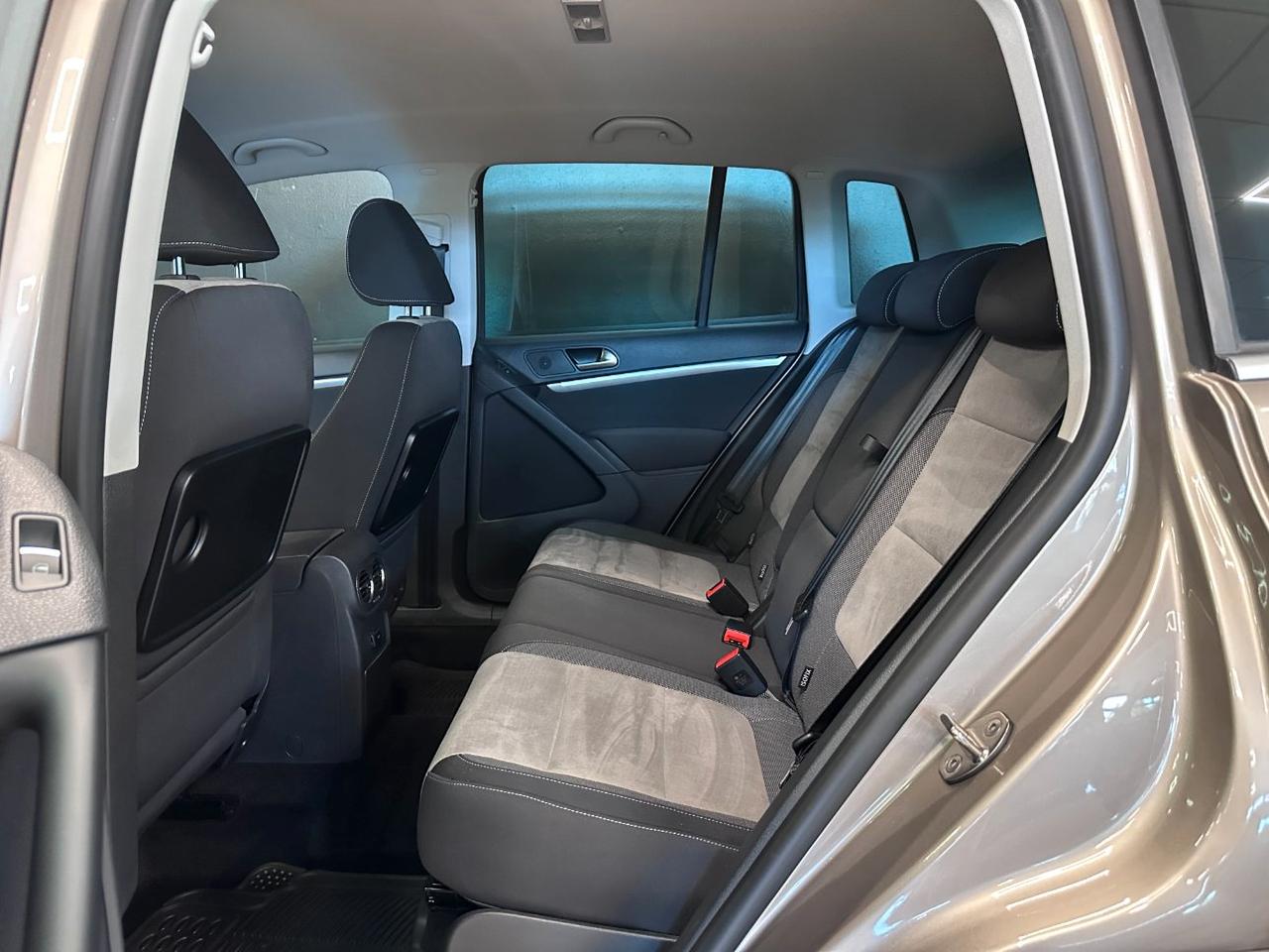 Volkswagen Tiguan 2.0 tdi Track&Style 4motion 140cv dsg