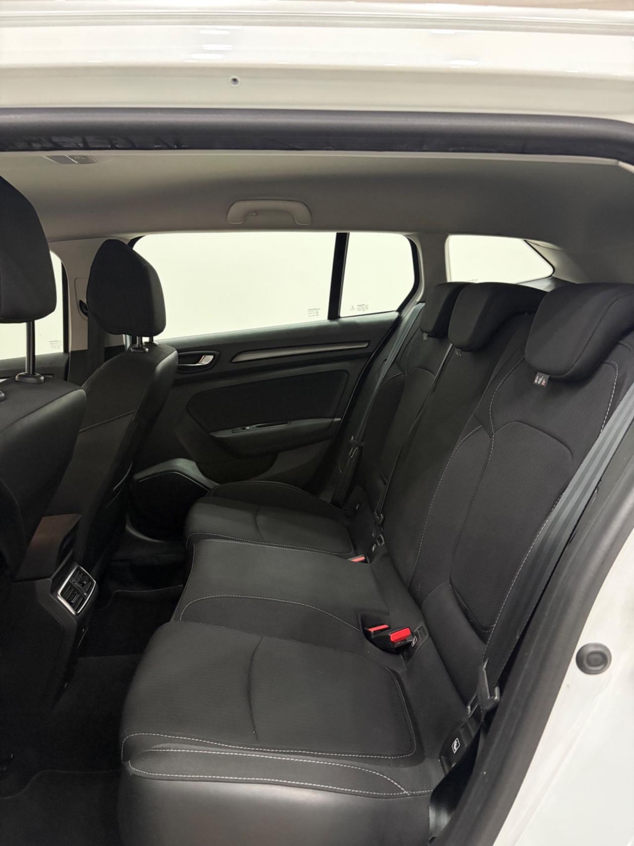 Renault Megane Mégane Sporter Blue dCi 115 CV EDC Techno