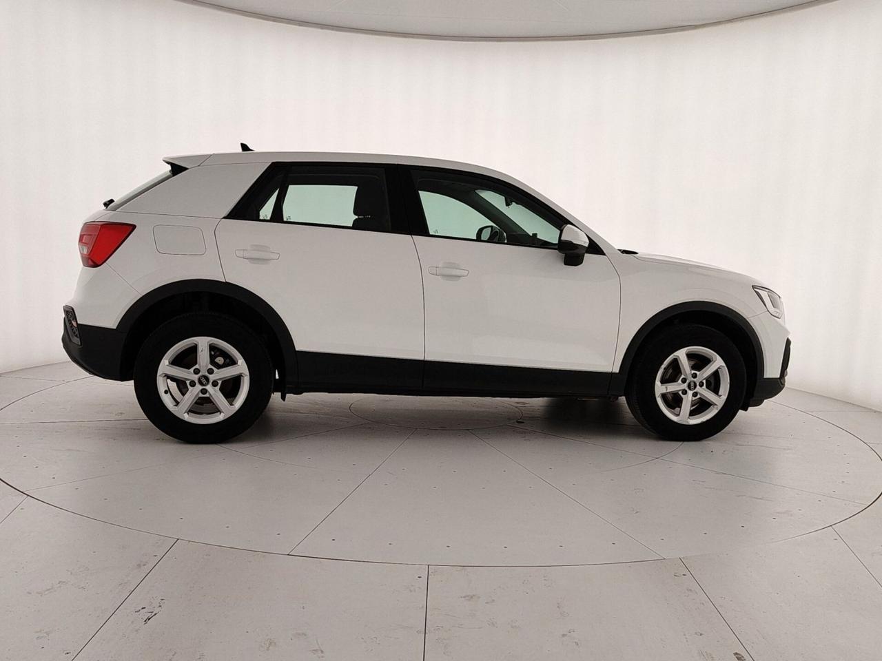 Audi Q2 30 TDI Business