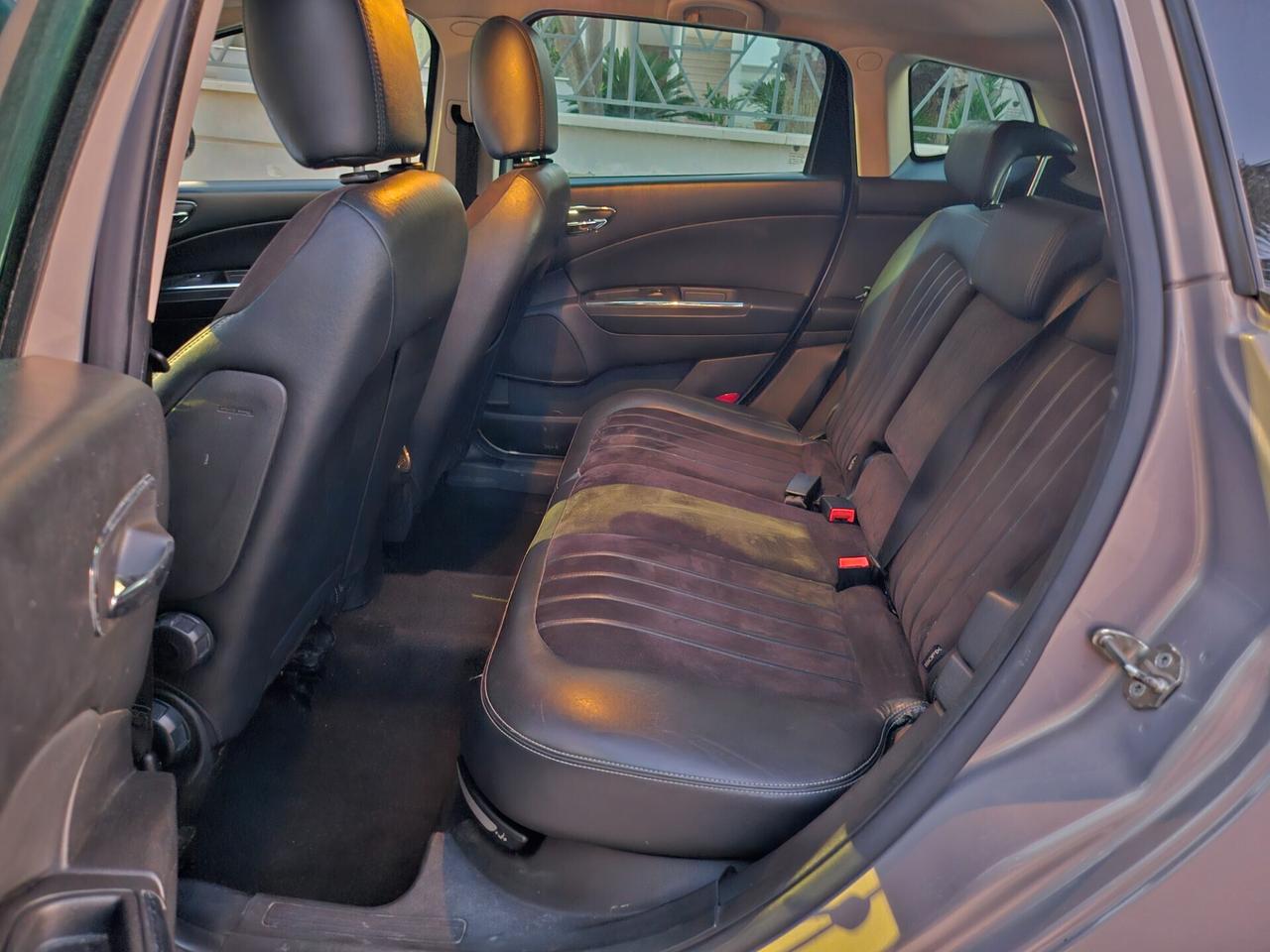 Lancia Delta 1.6 M-jet 120cv Platinum Automatica