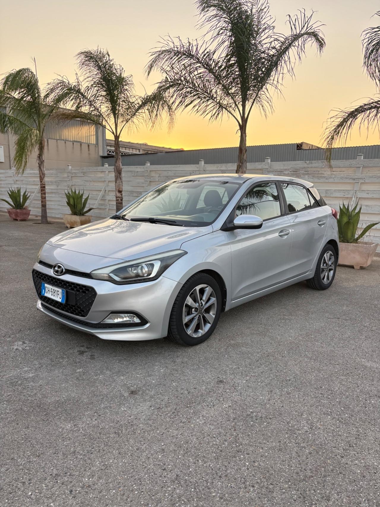 Hyundai i20 1.1 diesel 5 porte in pronta consegna