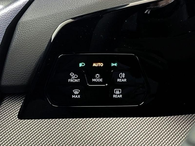 Volkswagen Golf Golf 2.0 tdi R-Line Plus 150cv dsg