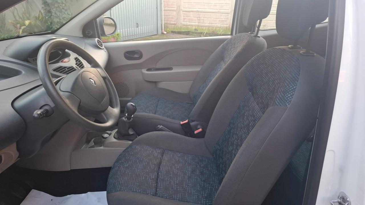 Renault Twingo 1.2 16V Dynamique