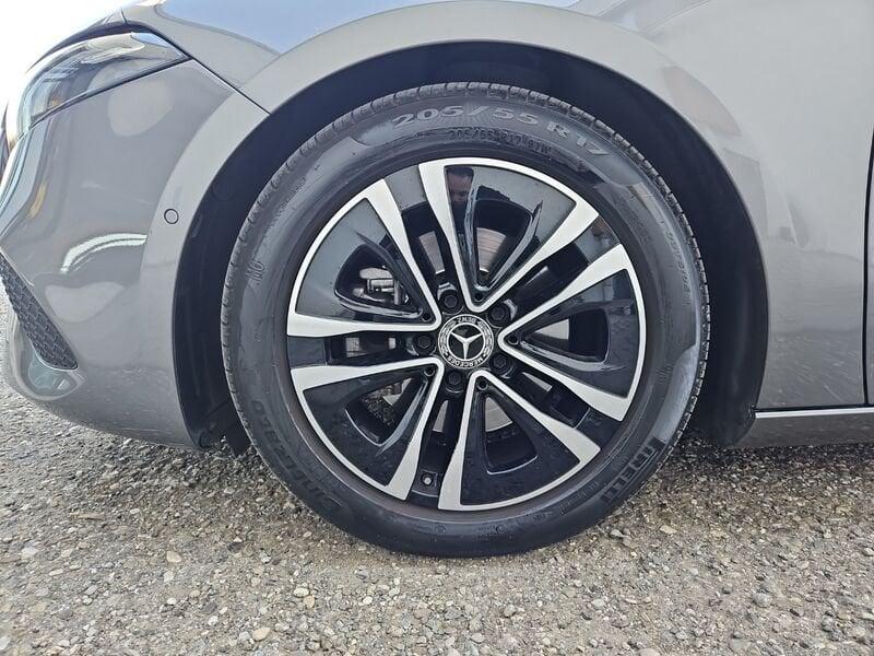 Mercedes-Benz Classe A A 180 d Progressive Advanced