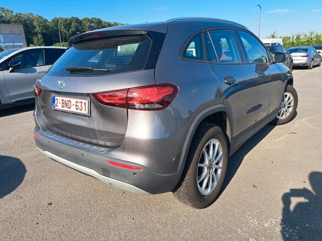 MERCEDES-BENZ GLA 180D 115CV AUTOMATIC BUSINESS SOLUTION ( CRUISE - PELLE - TETTO PANORAMICO APR. - NAVI PREMIUM - PARK ASSIST )