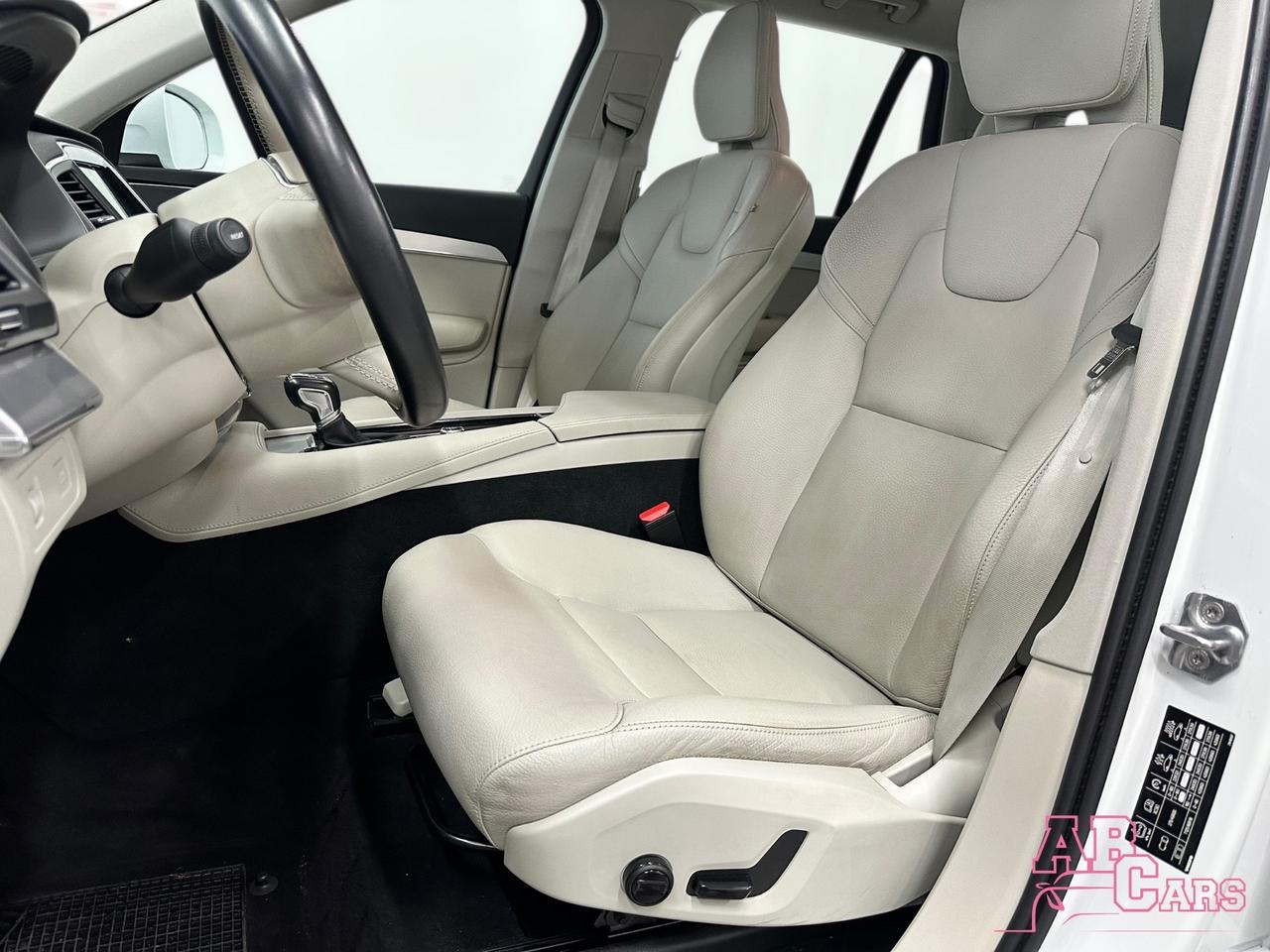 Volvo XC 90 XC90 D5 AWD Geartronic Momentum 4X4