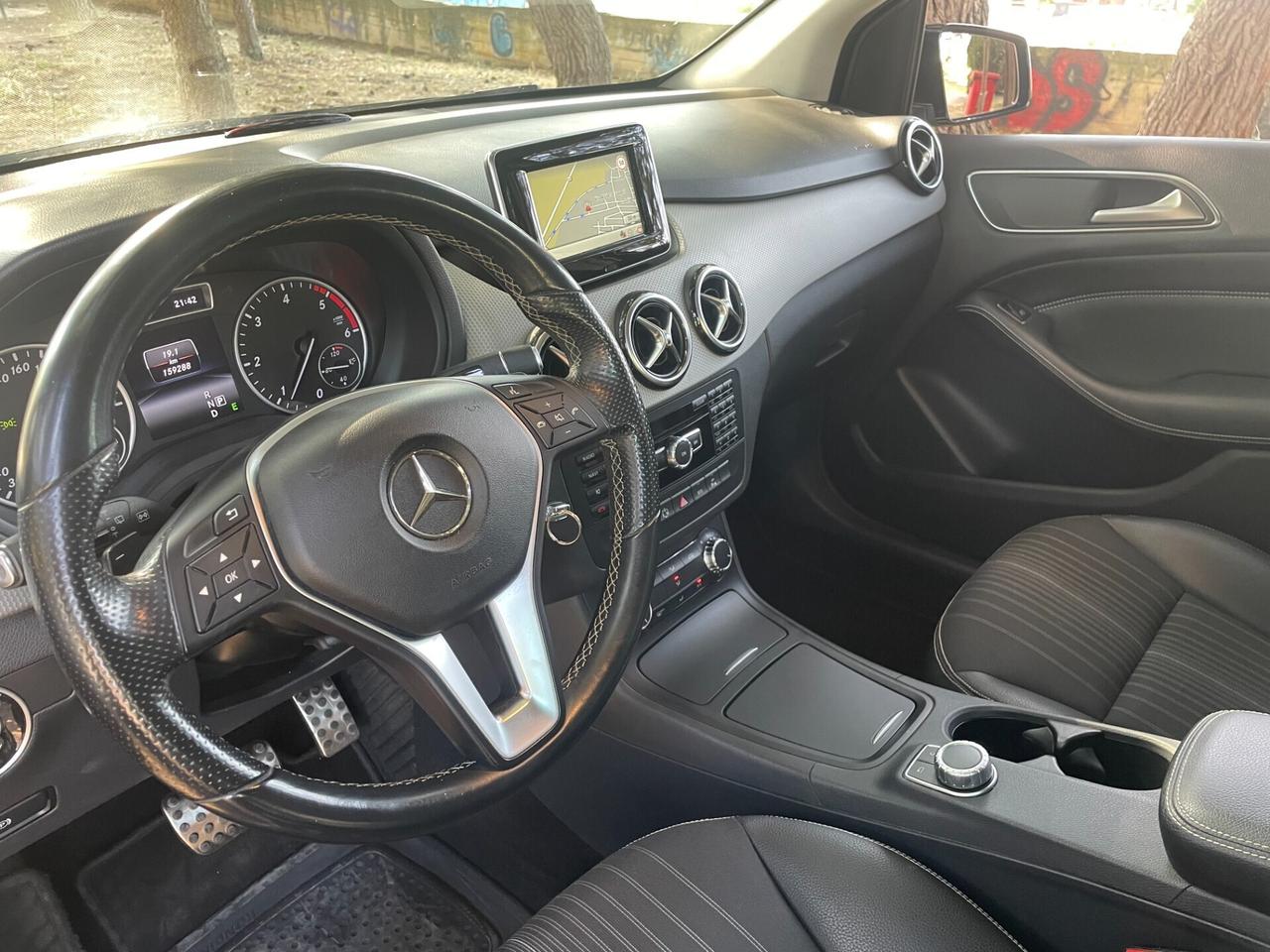 Mercedes-benz B 180 B 180 CDI Automatic Premium