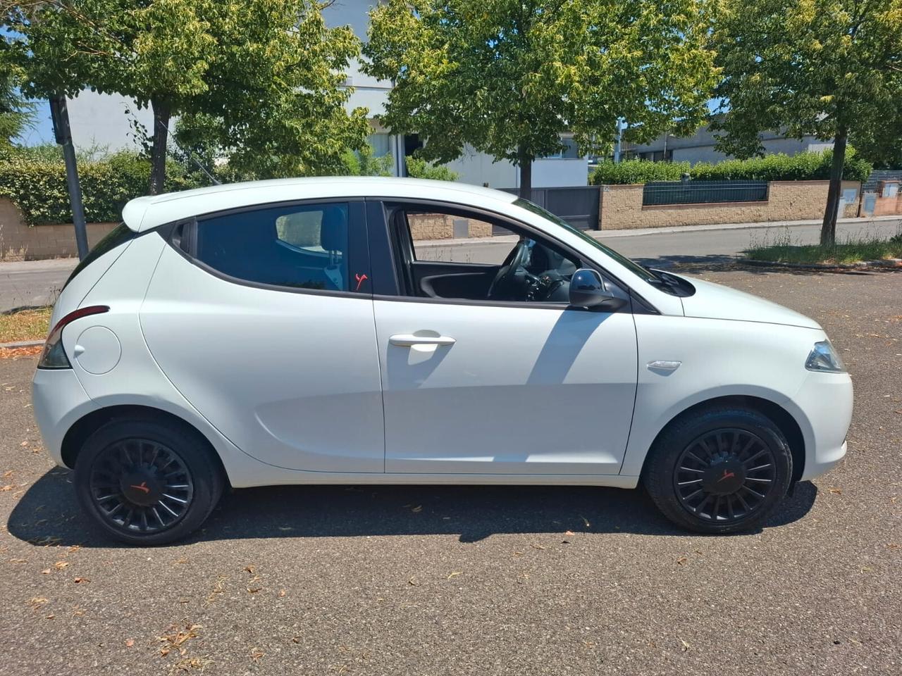 Lancia Ypsilon 1.2 GPL 126.000 KM NEOPATENTATI