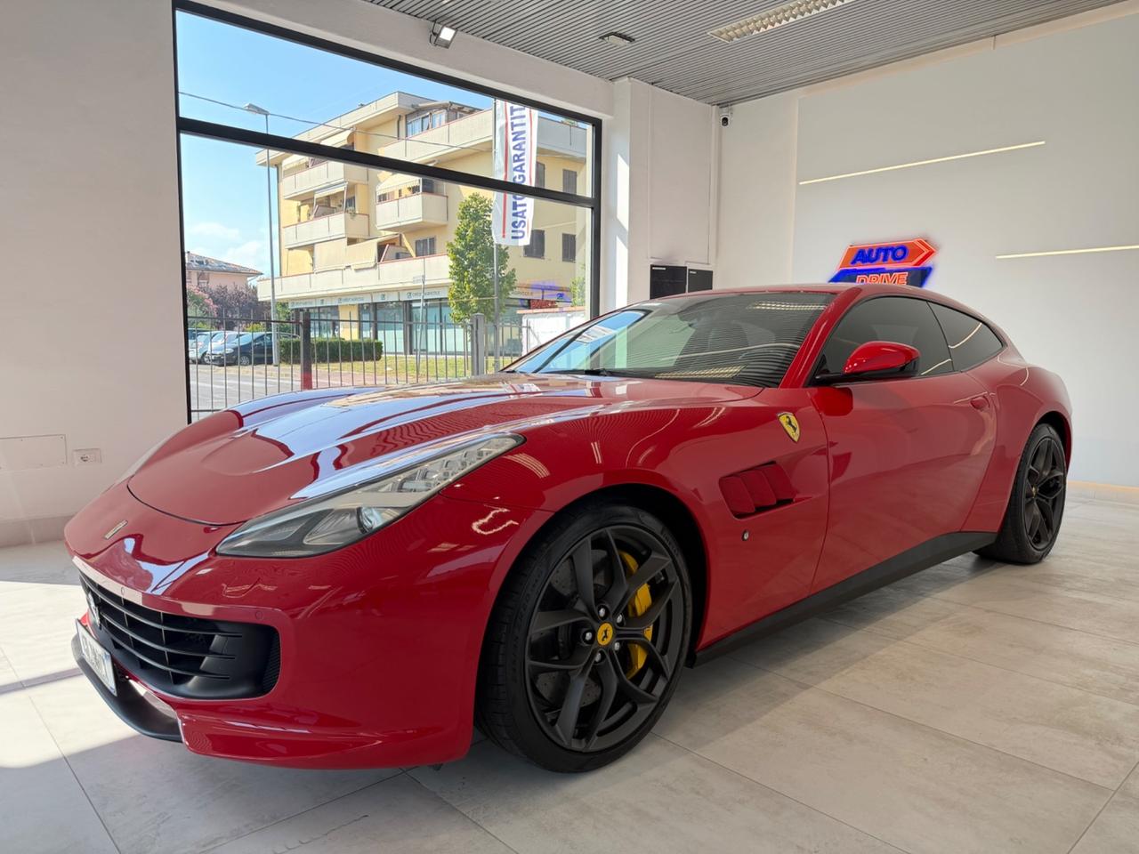 Ferrari GTC4 Lusso T