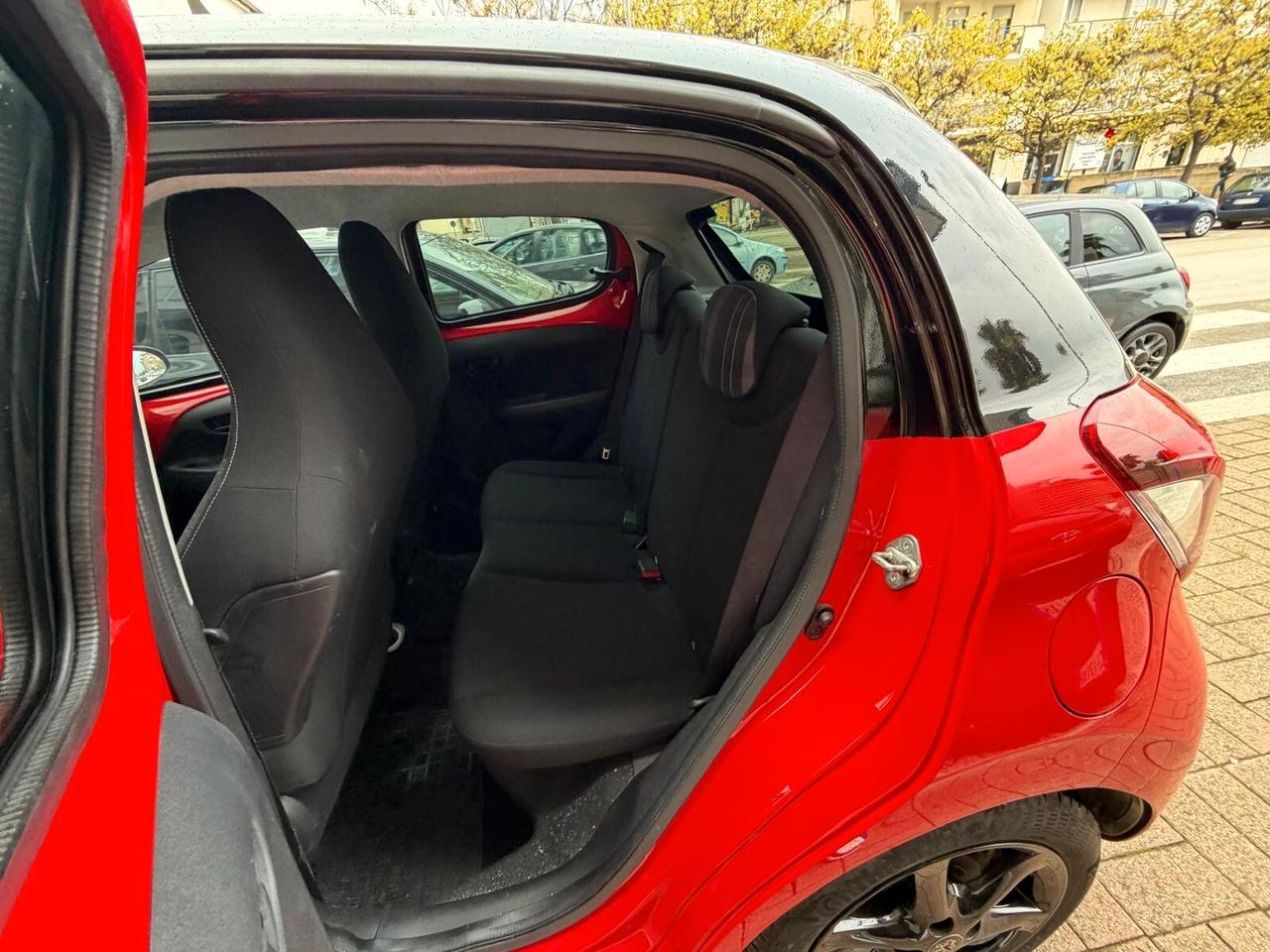 Peugeot 108 5 porte Allure 16.000KM