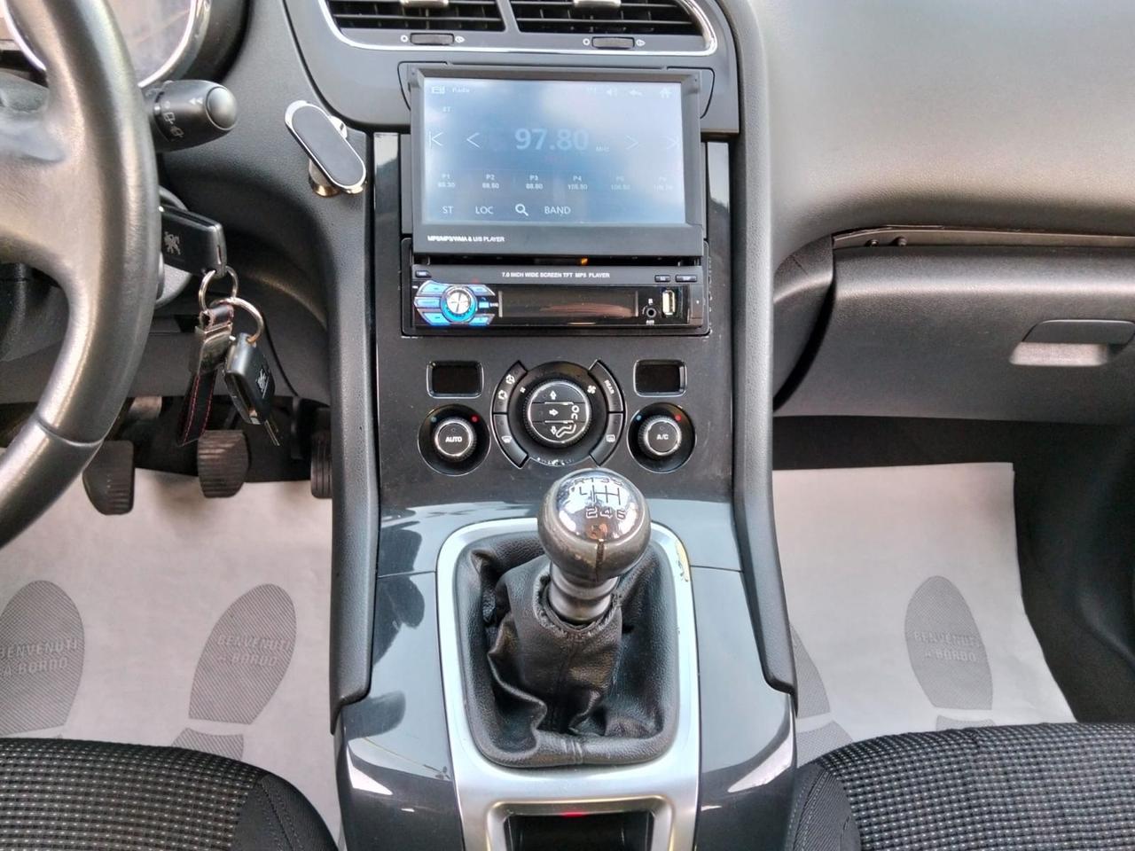 Peugeot 5008 1.6 HDi 112CV 7Posti*Aux*Camera