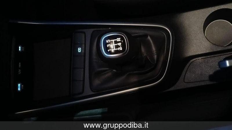 Hyundai i20 1.1 MPI MPI DOHC Pet PE MY25 1.2 MT CONNECTLINE