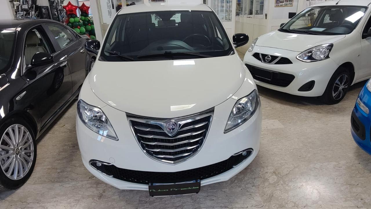 Lancia Ypsilon 0.9 TwinAir 85 CV 5 Porte Metano Ecochic Gold