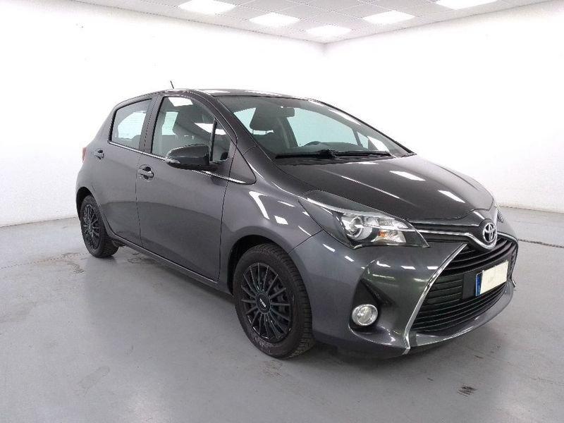 Toyota Yaris 1.0 Lounge 5p my16