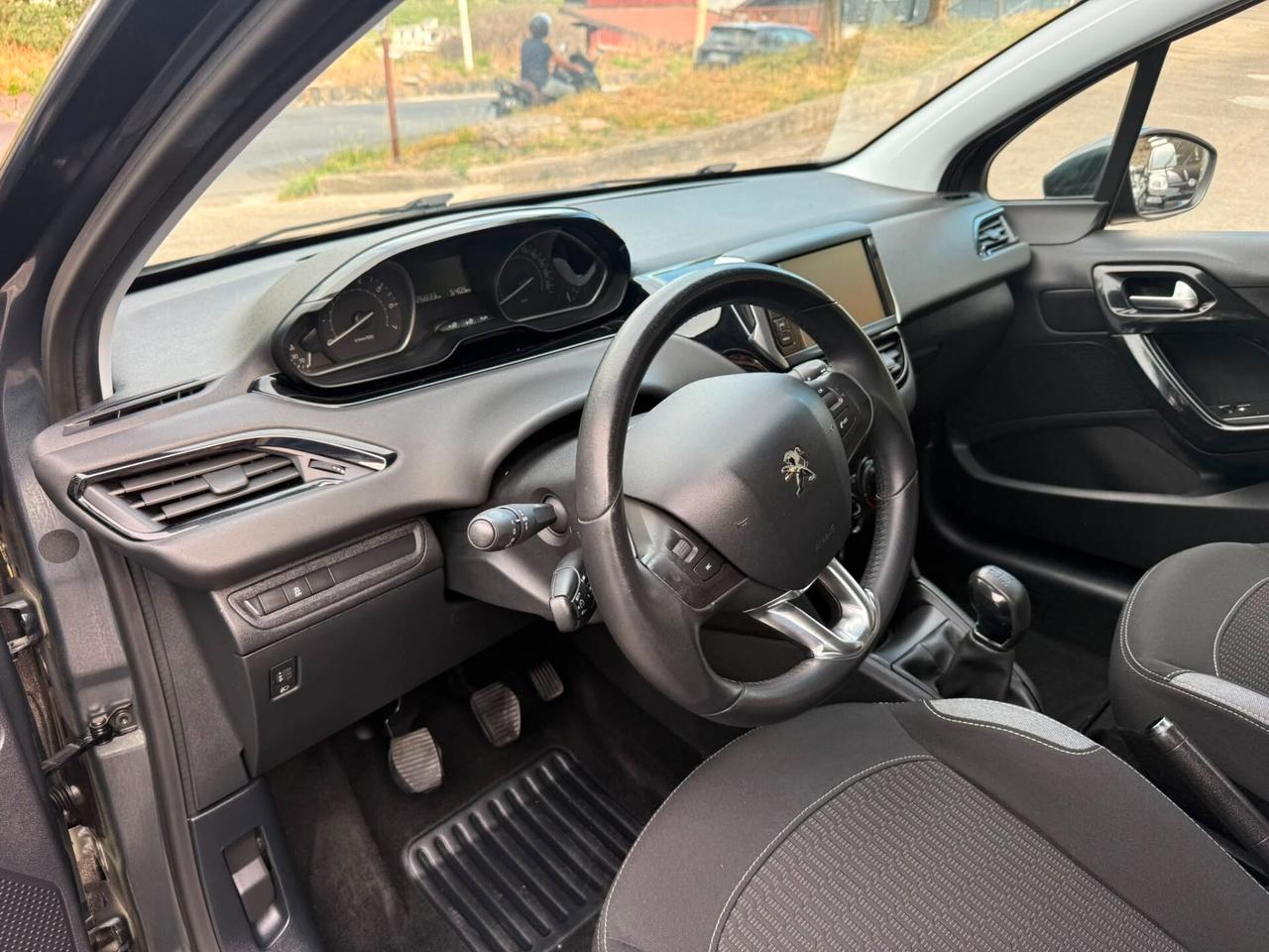 Peugeot 208 PureTech 82 5 porte Access