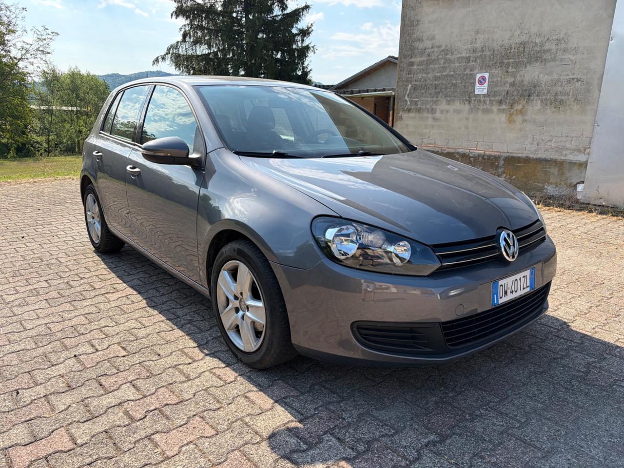 Volkswagen Golf 1.6 BENZINA 86MILA KM