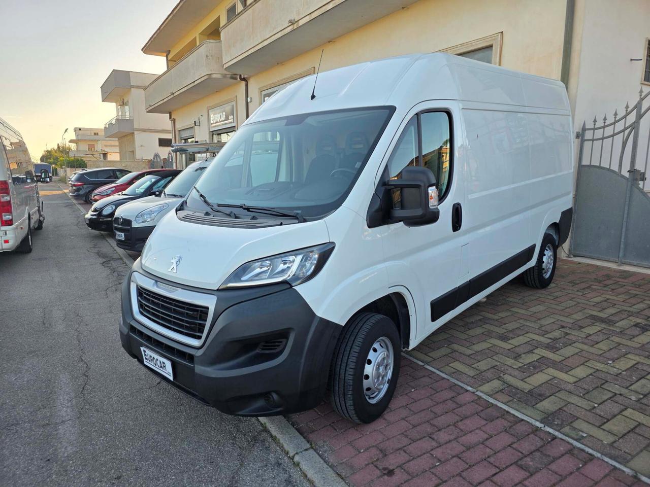Peugeot Boxer 2.2 120cv BlueHdi SeS 333 L2H2