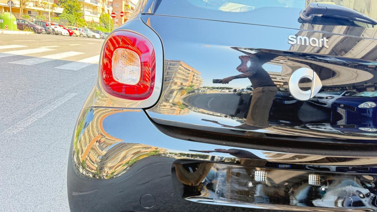 Smart ForFour 70 1.0 Prime LED NAVI PDC BLUETOOTH CERCHI 15 BRACCIOLO
