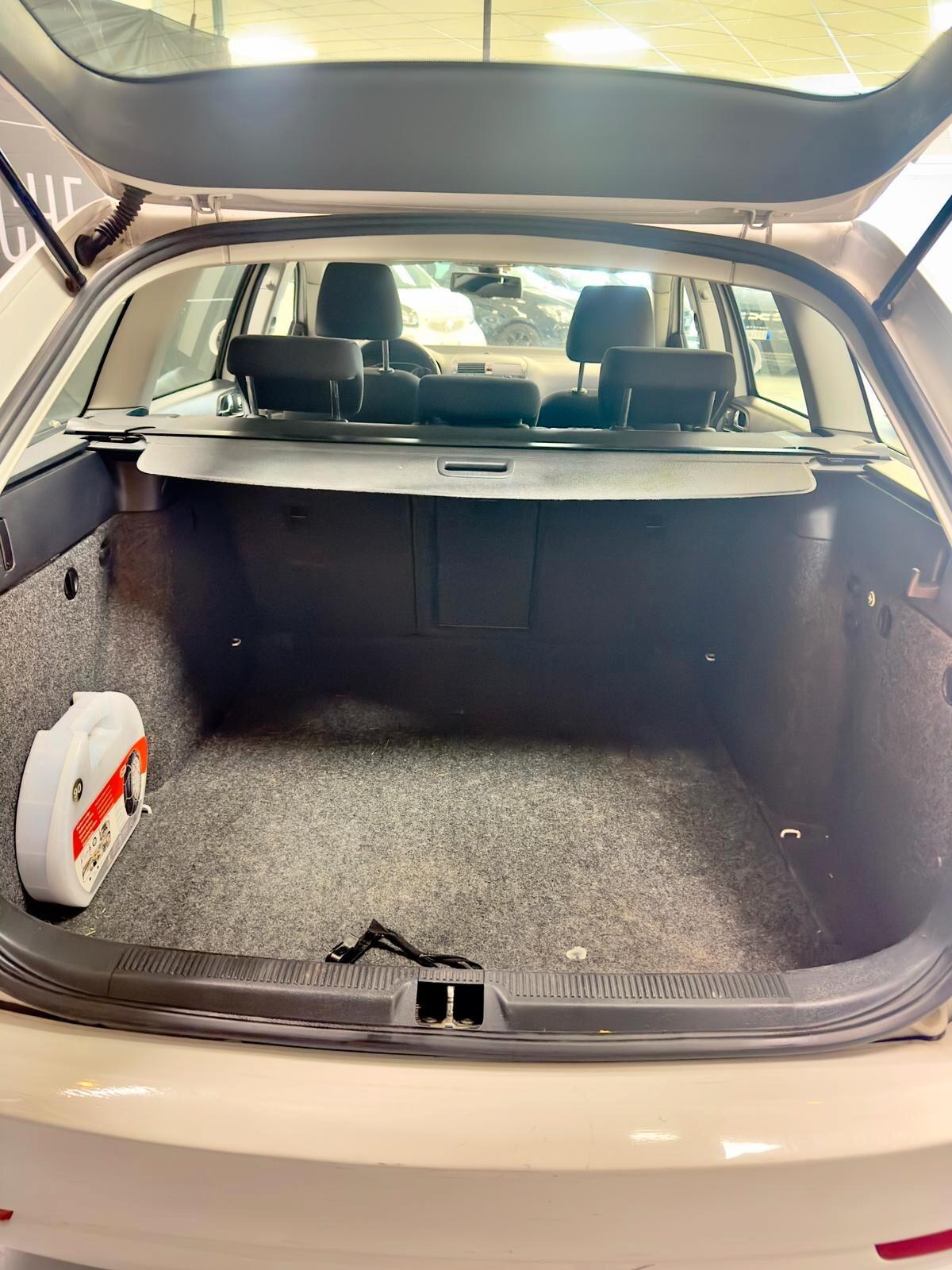 Skoda Octavia 1.6 TDI CR F.AP. DSG Wagon Ambition