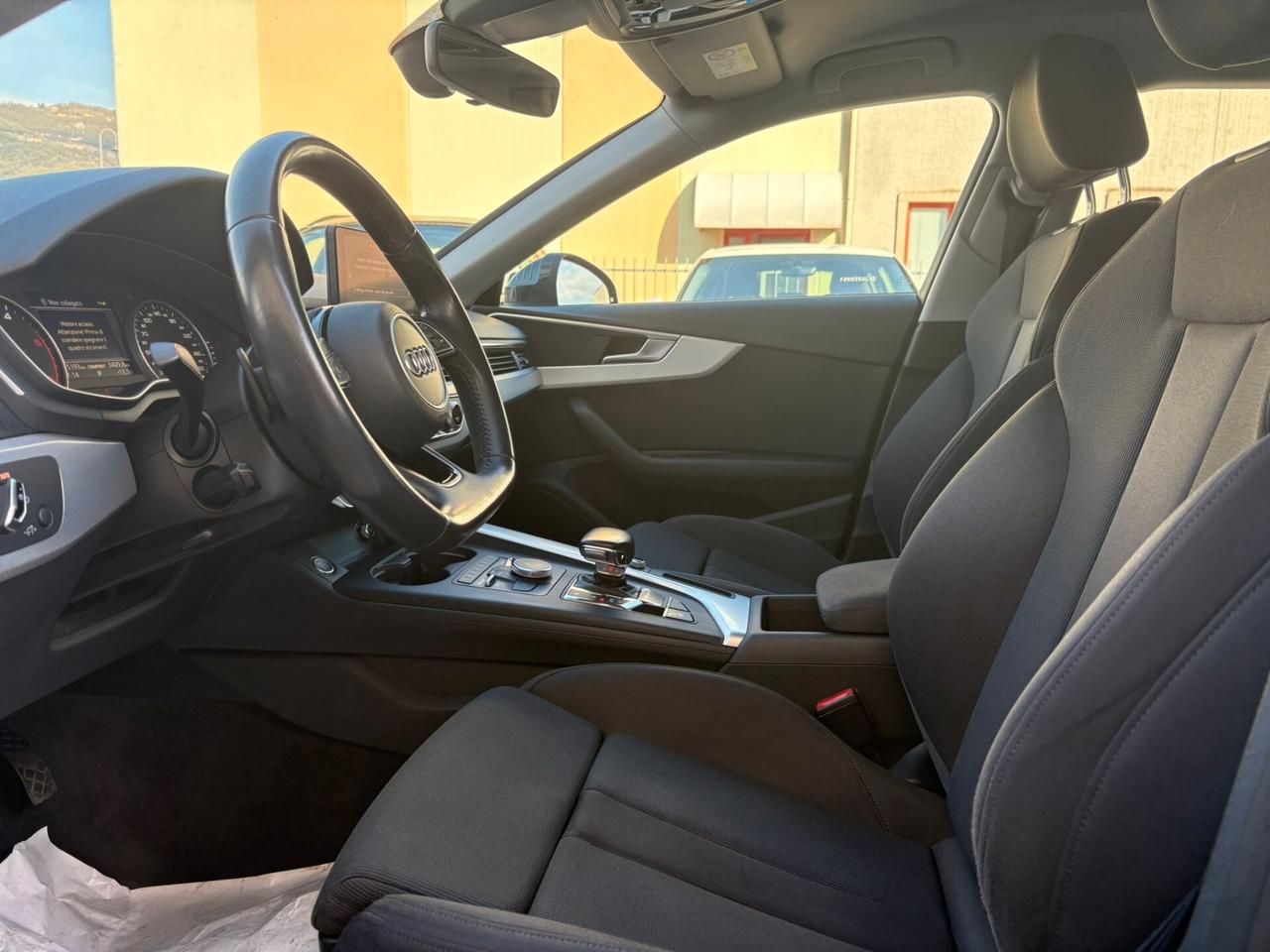 Audi A4 Avant 2.0 TDI 122 CV S tronic