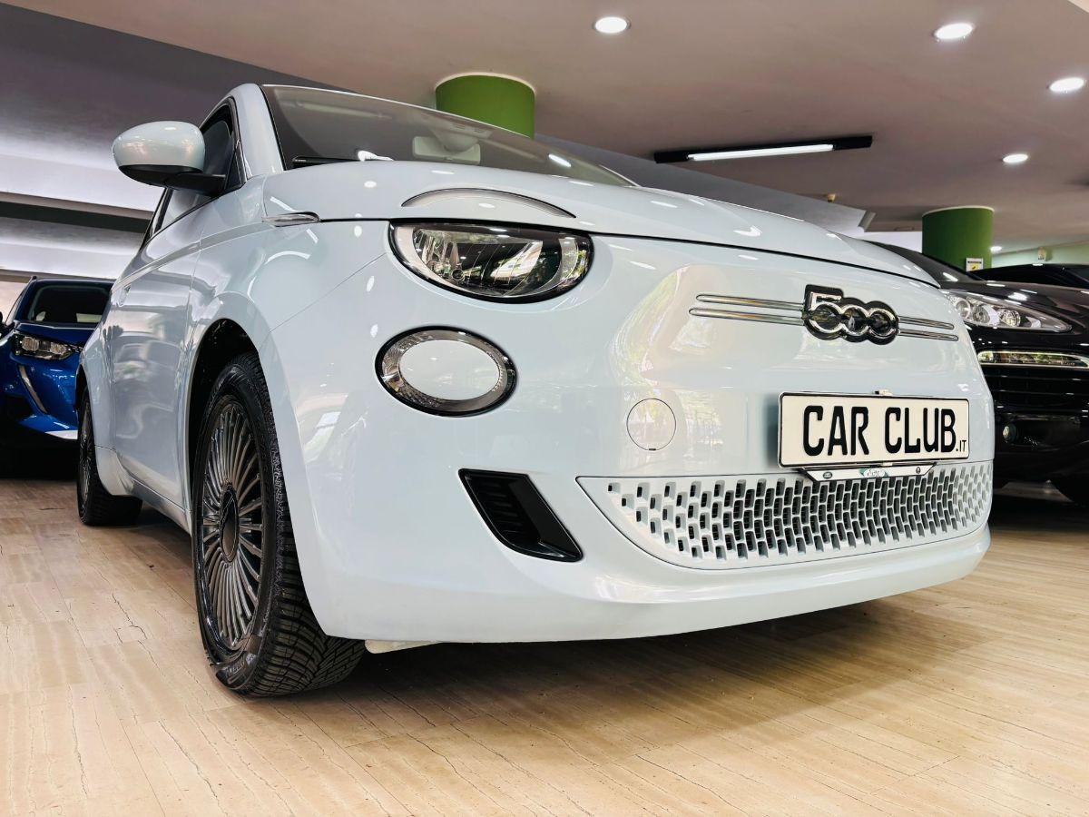 Fiat 500 E 100% elettrica La Prima My'21