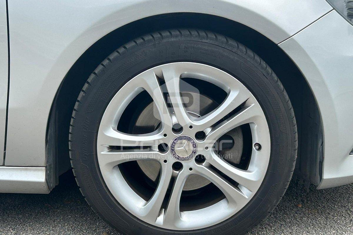 MERCEDES A 200 Sport