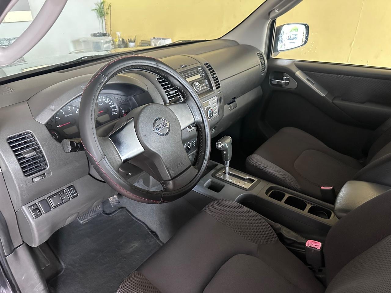 Nissan Navara 2.5 dCi 4 porte Double Cab SE