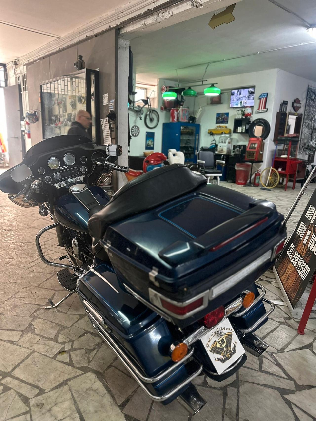 Harley-davidson FLHTC Classic Electra Glide