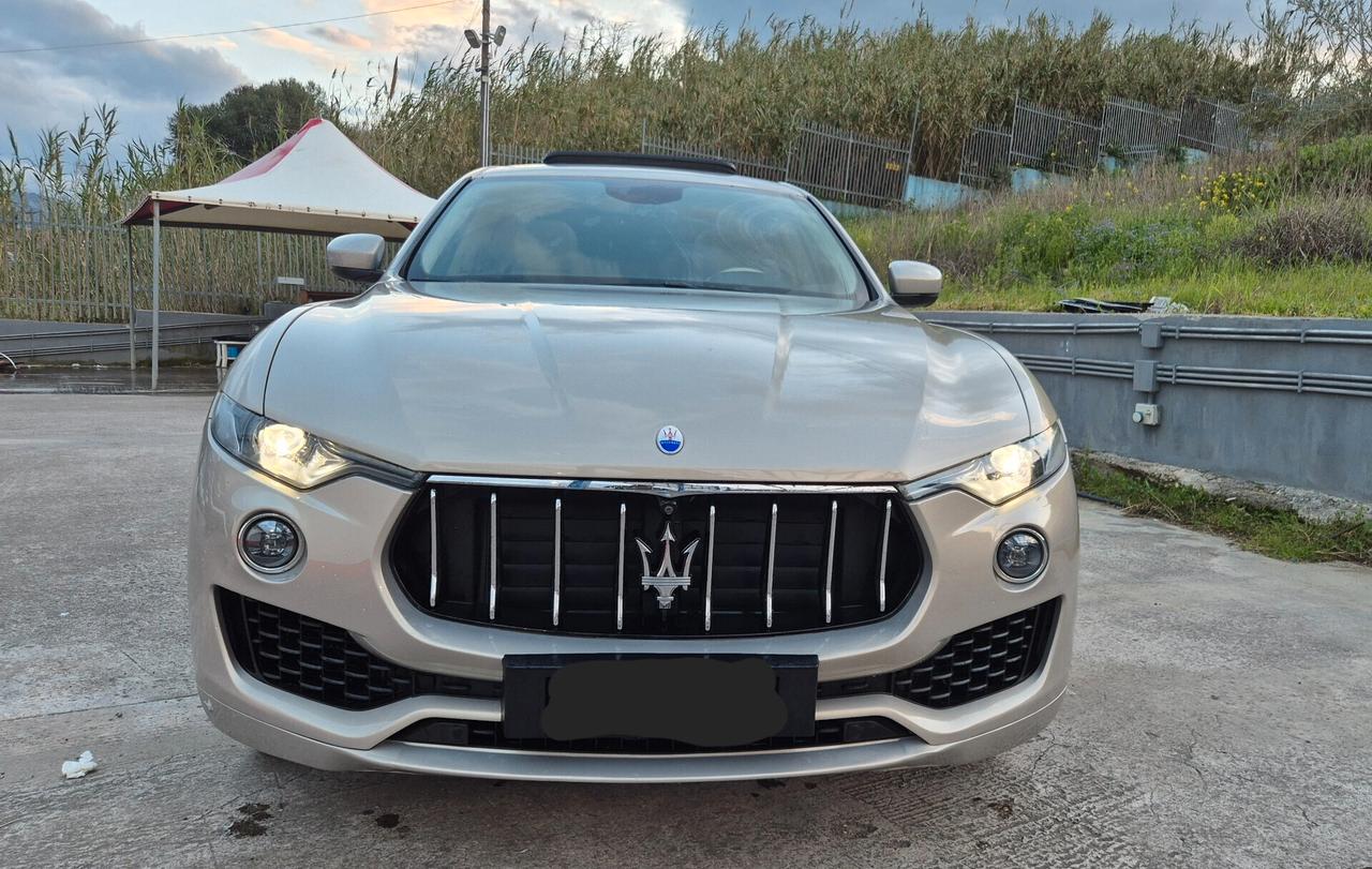 Maserati Levante V6 Diesel 275 CV AWD Granlusso