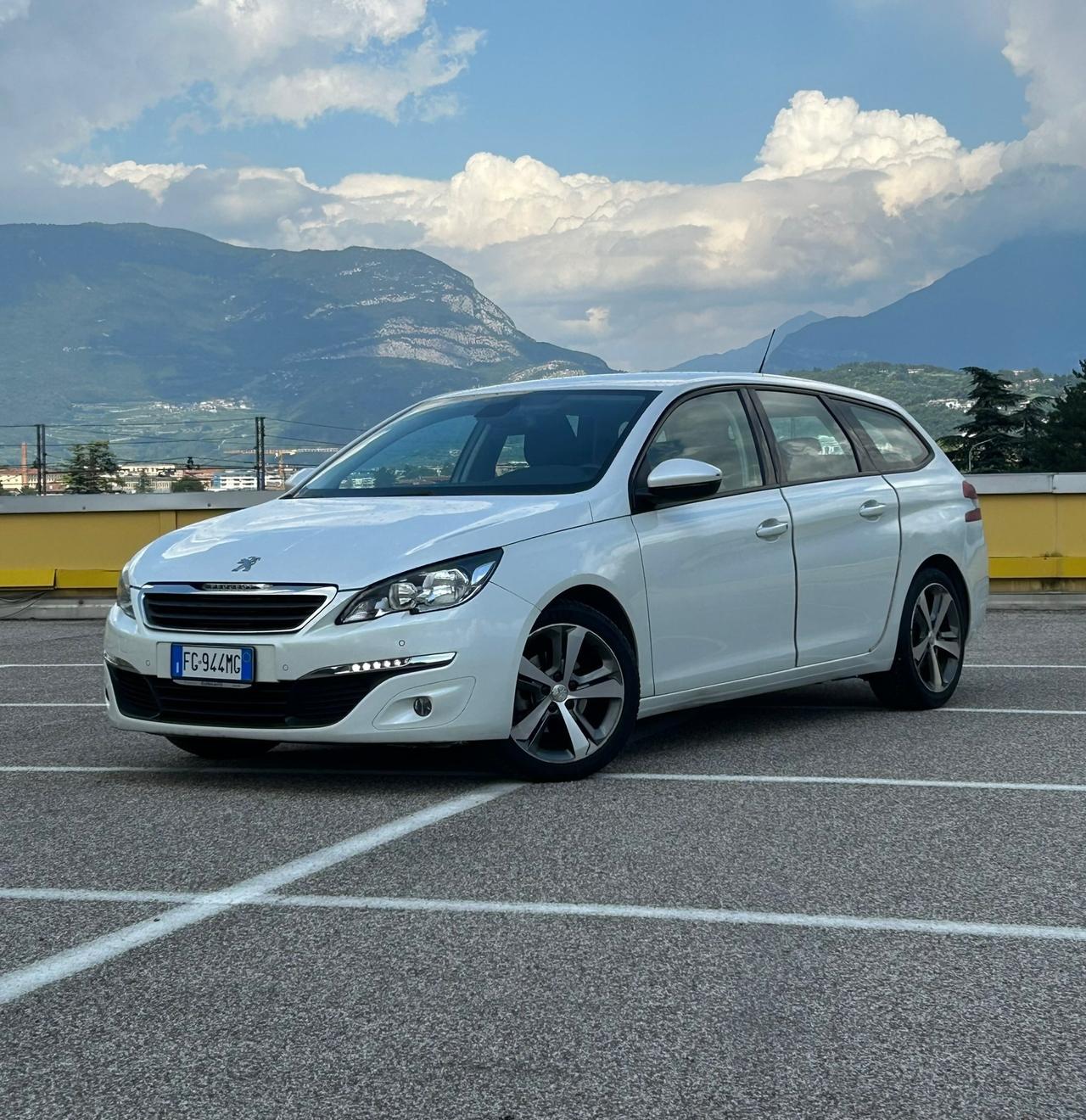 Peugeot 308 BlueHDi 120 S&S GT Line Neopatent.