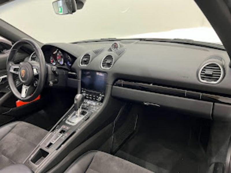Porsche 718 Boxster 2.5 S PDK