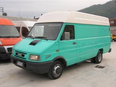 Iveco 35.8 TETTO ALTO PASSO LUNGO MOTORE NUOVO
