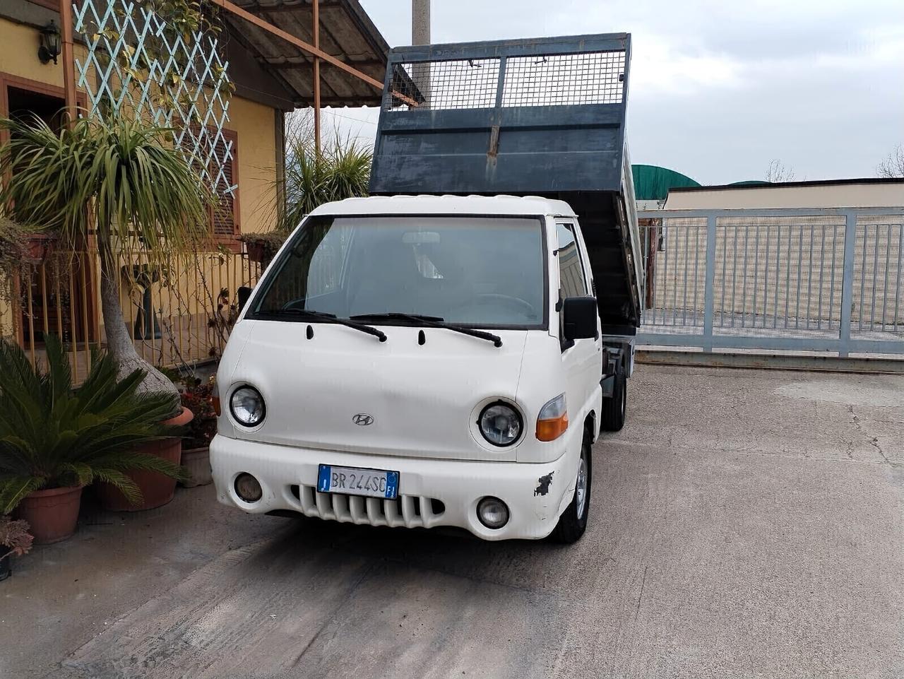 RIBALTABILE HYUNDAI H100