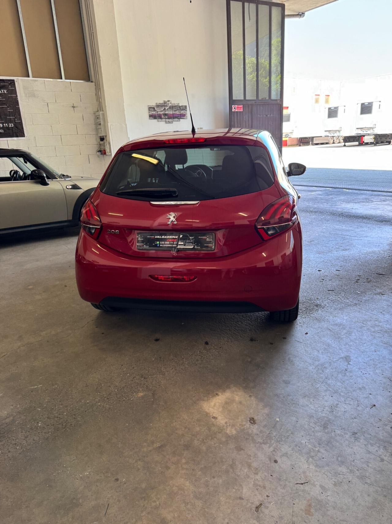 Peugeot 208 PureTech 82 5 porte Allure