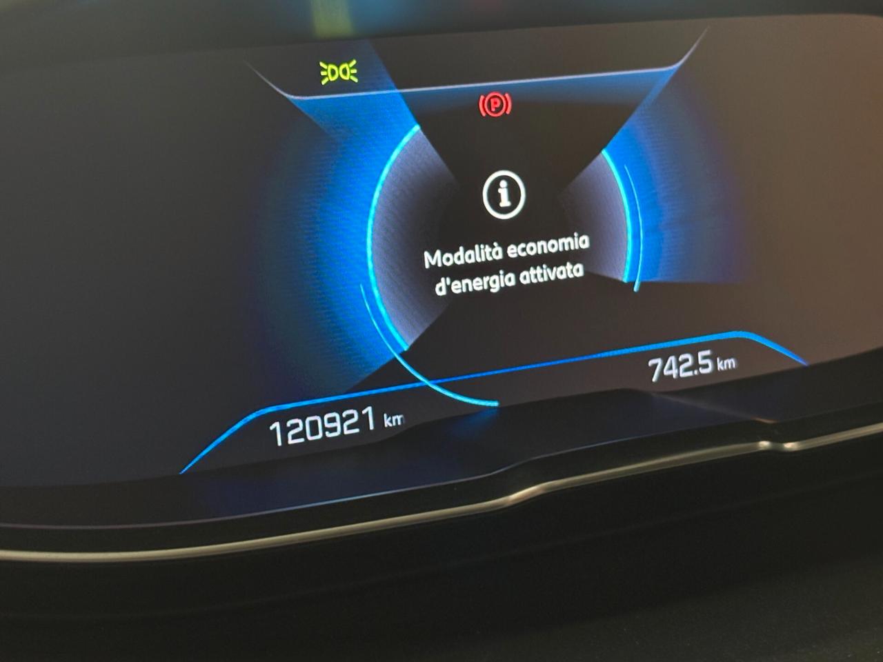 Peugeot 3008 1.5 HDI 130cv EAT8 Automatica Business ITALIANA